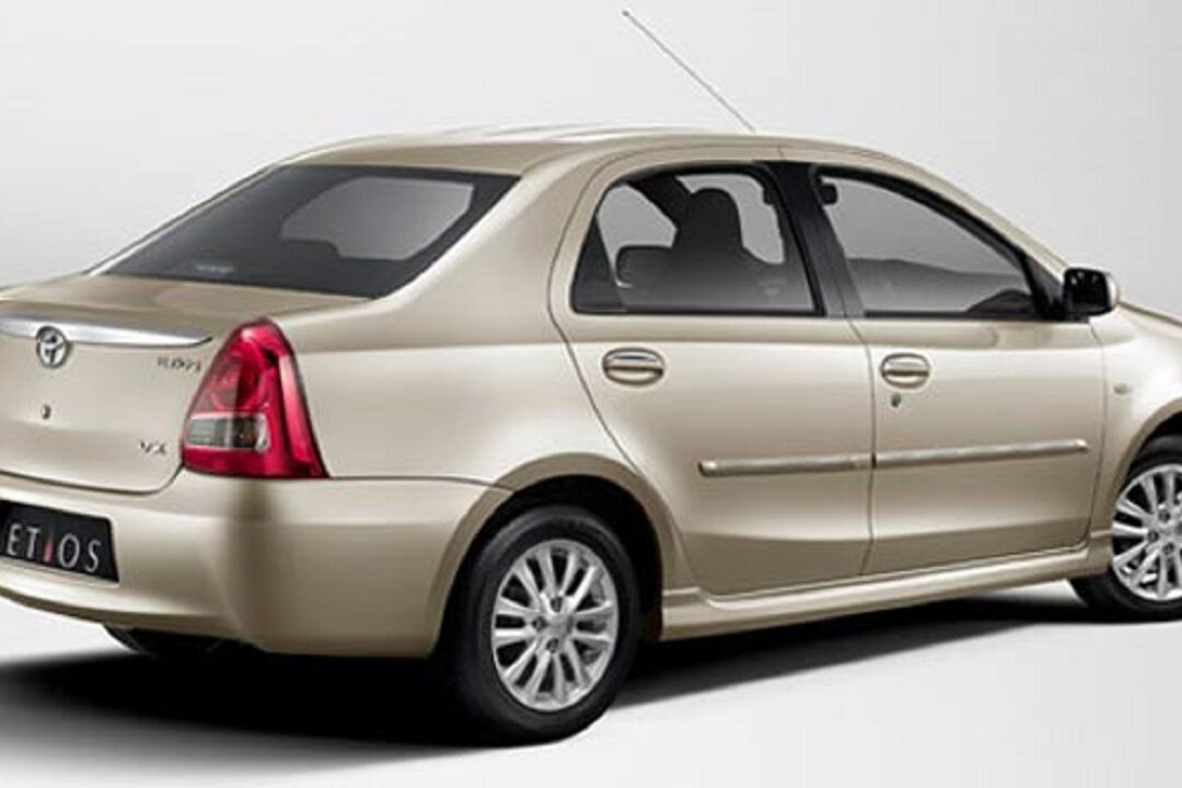 Kathmandu to Chitwan Car Rental