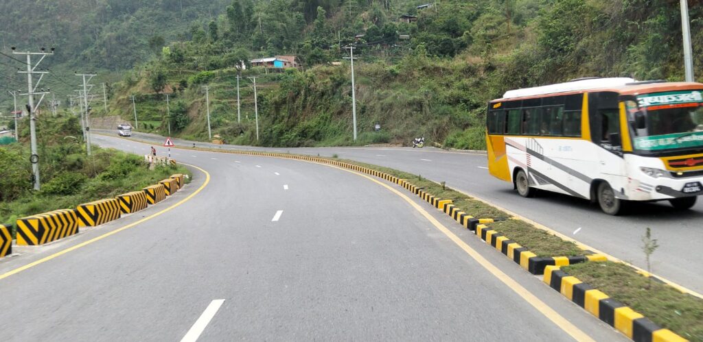 Pokhara to Sauraha Private vehicle service 6 road dumre to pokhara e1777810621515